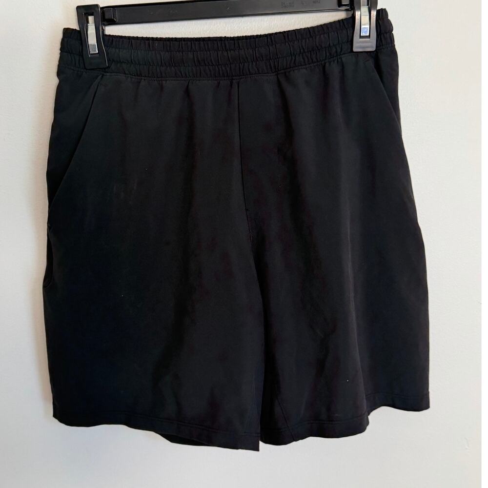 Lululemon Men's Pace Breaker Lined shorts size small 7" inseam